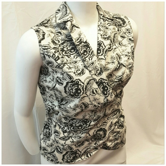 Liz Claiborne Tops - *PLUS* LIZ CLAIBORNE True Wrap Top, size 14.